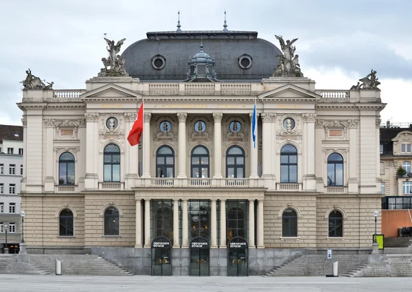 Цюрихская опера — стоковое фото