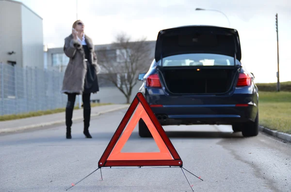 Broken car — Stock Photo, Image