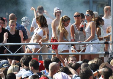 Zürih'te Street parade