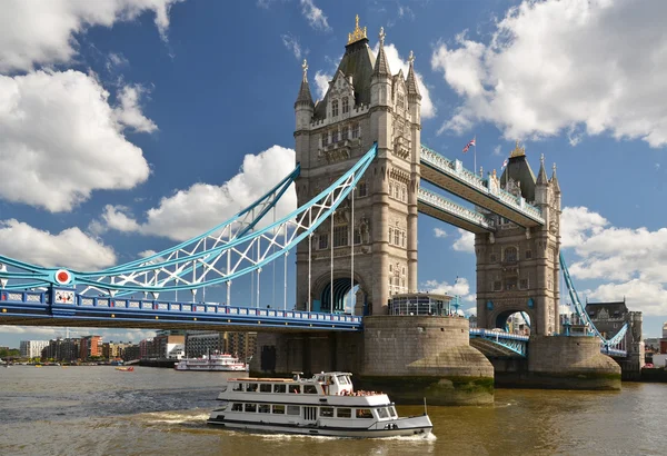 Tower bridge — Stock Photo, Image