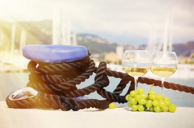 Kadehlerin Yatlar karşı