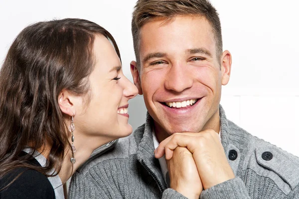 Mujer besando a un hombre —  Fotos de Stock