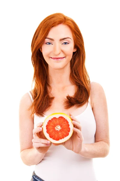 Fruta jugosa Un primer plano de la cara de una hermosa dama con un fresco —  Fotos de Stock