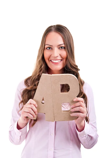 Junge Geschäftsfrau mit Buchstaben ab — Stockfoto