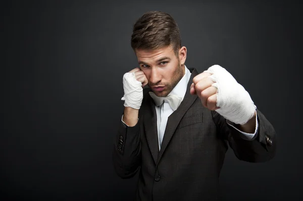 Guapo hombre de negocios boxeador —  Fotos de Stock