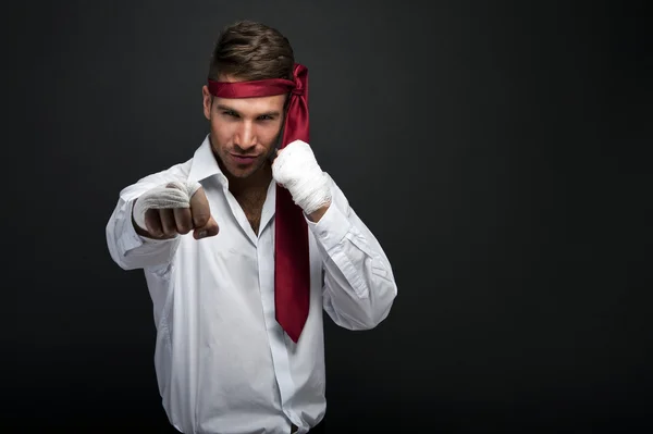 Homem de negócios boxeador irritado — Fotografia de Stock