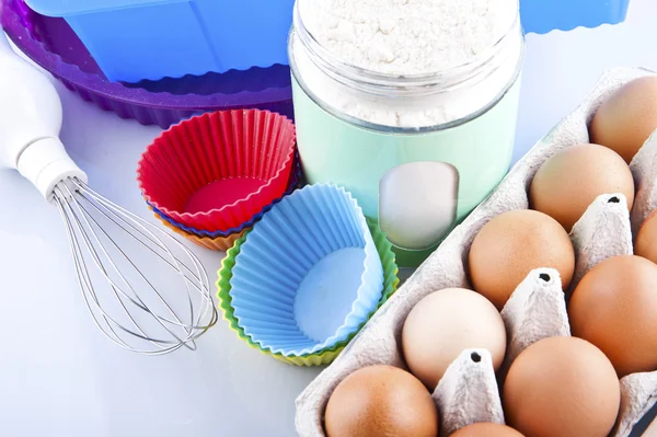 Flour and roller, eggs — Stock Photo, Image