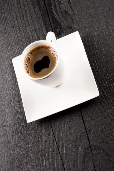 Kaffe på träbord — Stockfoto