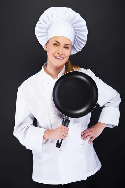 Vooraanzicht portret van een jonge Kaukasische lachende vrouw, glimlachend — Stockfoto