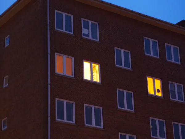 Haus am Abend — Stockfoto