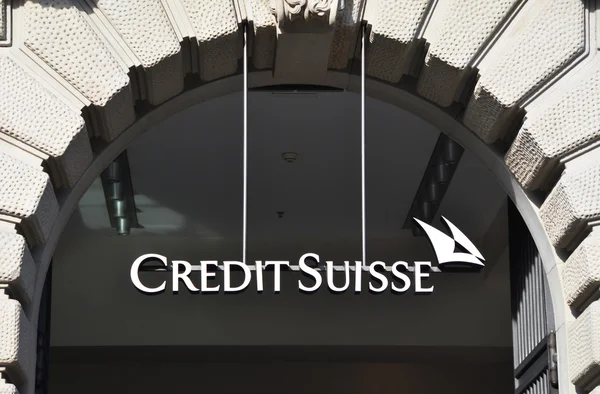 Zürich - januari 2013:Credit Suisse is de tweede-grootste Zwitsers — Stockfoto