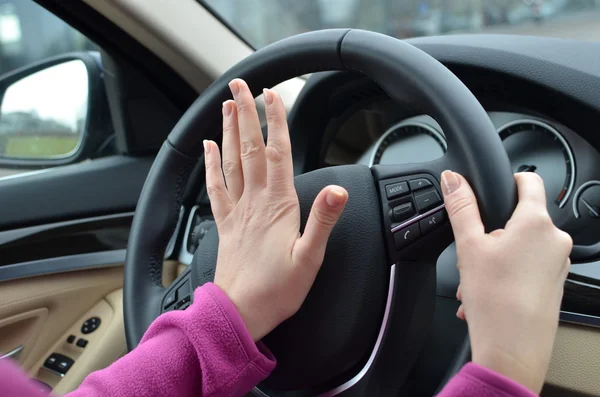 Beeping car driver — Stock Photo, Image