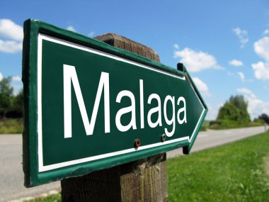 Malaga tabelasını kırsal bir yol boyunca