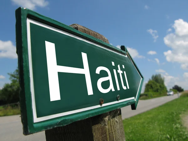 Haiti signpost along a rural road — Stock Photo, Image