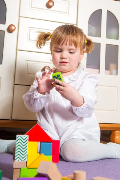 Child playing at home — Stock Photo, Image