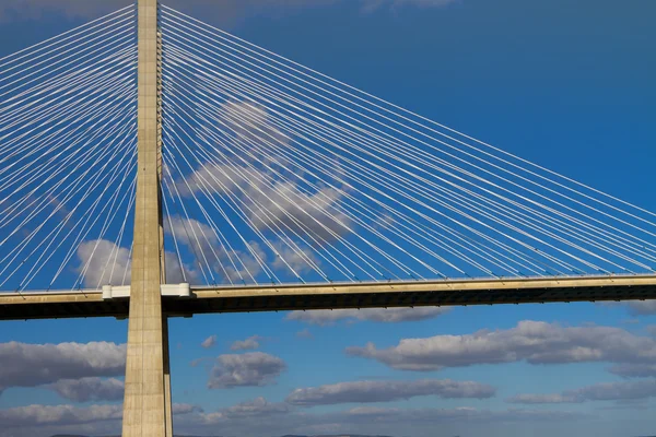 Огромный бетонный мост — стоковое фото