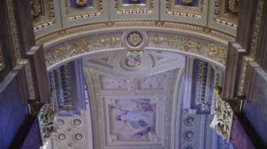 Macaristan 'ın Budapeşte kentindeki ünlü Aziz Stephen Bazilika Kubbesi' nden. 03 numara. - 10. 2021 Macaristan