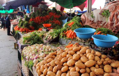 çeşitli sebze ve meyveler, agadir, Fas içinde çarşı