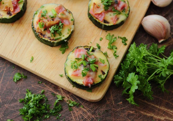 Zucchini bites — Stock Photo, Image