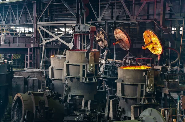 Metallurgical Production Melting Metal Open Hearth Furnace — 图库照片