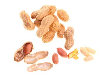 Beyaz üzerine izole edilmiş fıstıklar