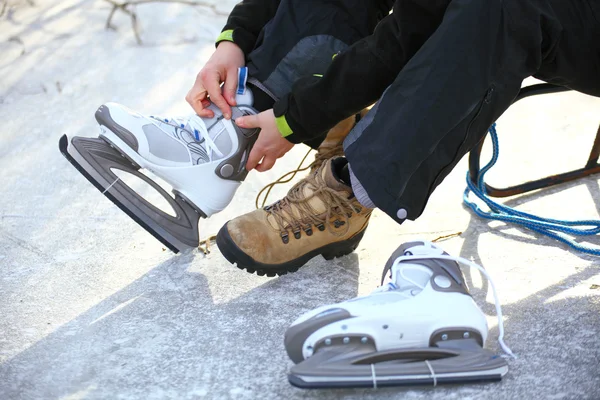 buz hokey paten buz pateni dantel bağlama