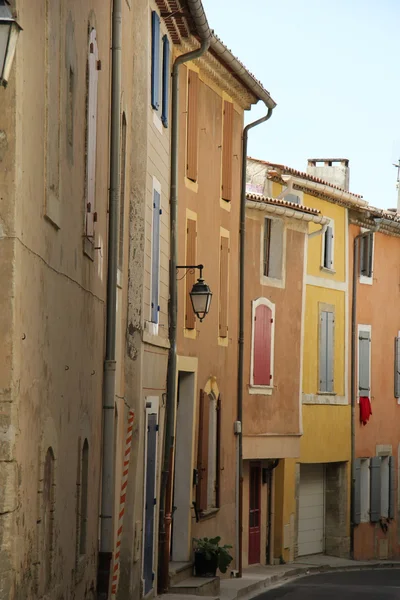 Colored houses in the Provence — Stock Photo, Image