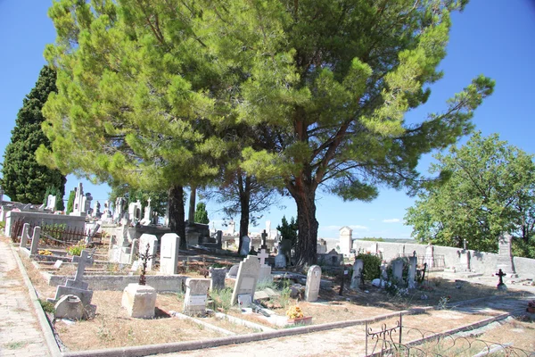 Старое кладбище Прованса — стоковое фото