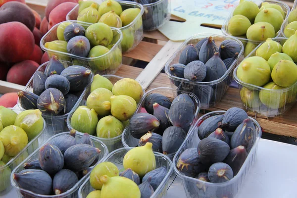 Fichi in un mercato francese — Foto Stock