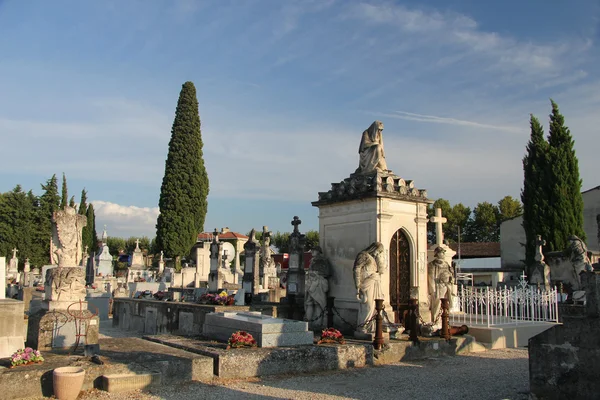 Friedhof in Frankreich — Stockfoto