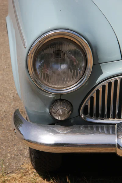 Eski model Fransız araba — Stok fotoğraf