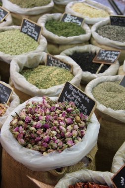 otlar ve baharatlar Fransız Market