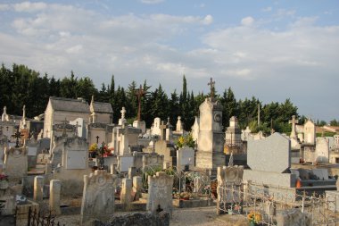 provence'nın eski mezarlıkta
