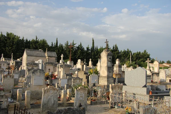 Antiguo cementerio en la Provenza —  Fotos de Stock