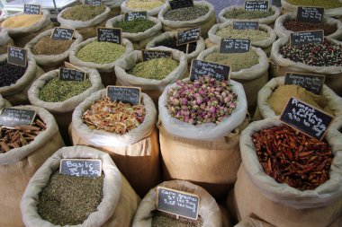 otlar ve baharatlar Fransız Market