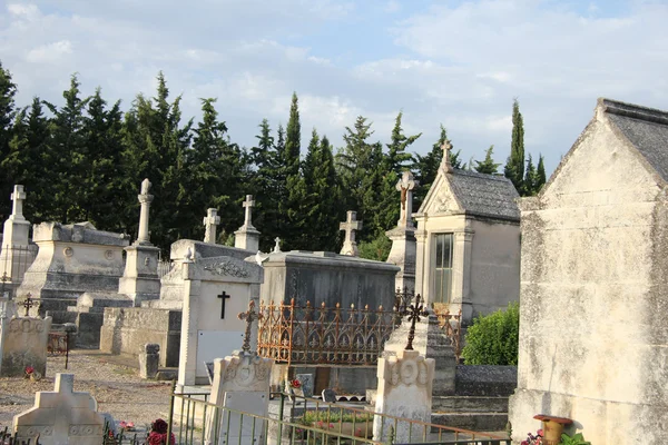 Antiguo cementerio en la Provenza —  Fotos de Stock