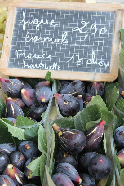 Higos en un mercado francés —  Fotos de Stock