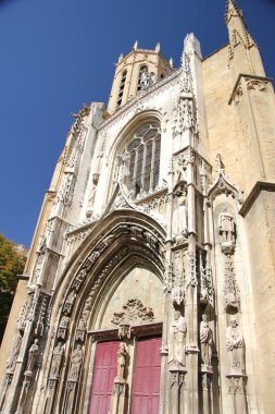 Katedral saint-sauveur