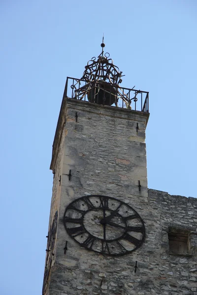 Kerktoren in de provence — Stockfoto