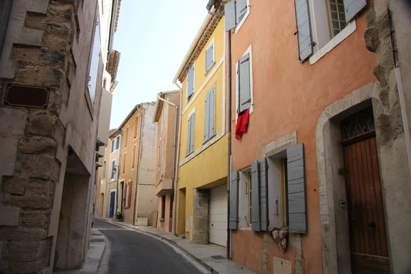 Gekleurde huizen in de provence — Stockfoto