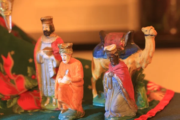 Figurki scena starodawny Narodzenia, trzech króli i camel — Zdjęcie stockowe