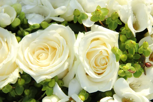 Flores brancas do casamento — Fotografia de Stock