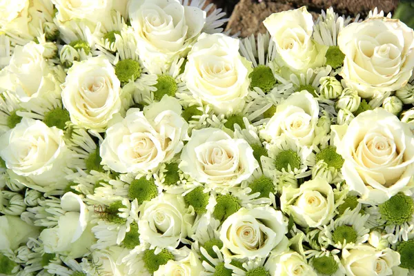 Fehér esküvői virágok — Stock Fotó