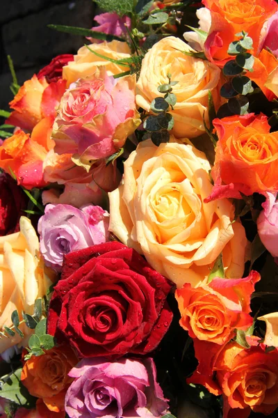Buquê de rosas coloridas — Fotografia de Stock