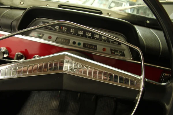 Vintage interior del coche —  Fotos de Stock