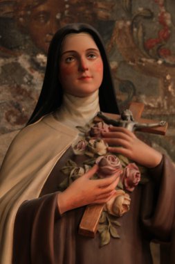 Therese de lisieux heykeli