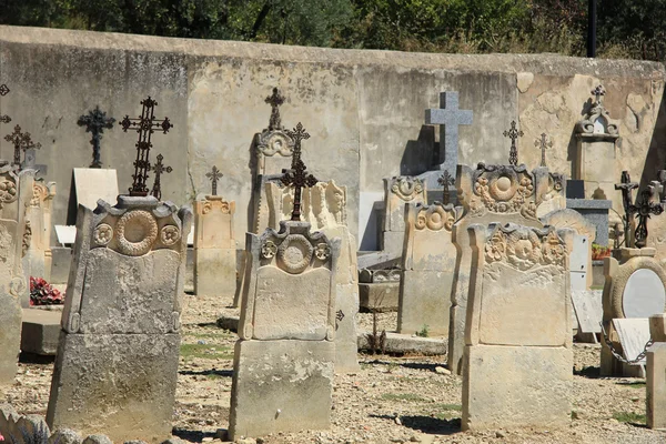 Ancien cimetière de Provence — Photo