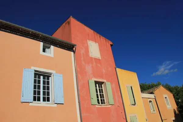 Fachadas de colores en Roussillion — Foto de Stock