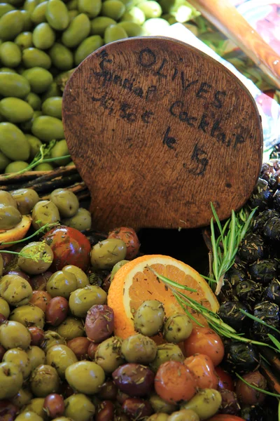 Olivy na francouzský trh — Stock fotografie