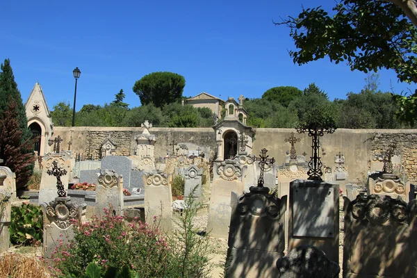 Provence'nın eski mezarlıkta — Stok fotoğraf